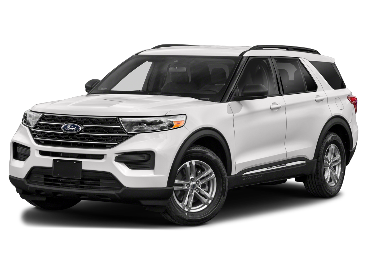 2022 Ford Explorer XLT in Star White Metallic Tri-Coat — front three-quarter view